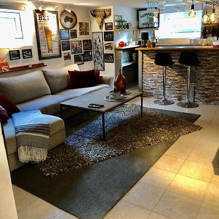Suite Apartment With Garden And All Amenities Malmo Exterior photo